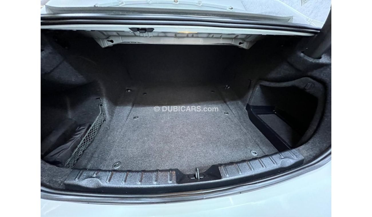 بي أم دبليو 328i