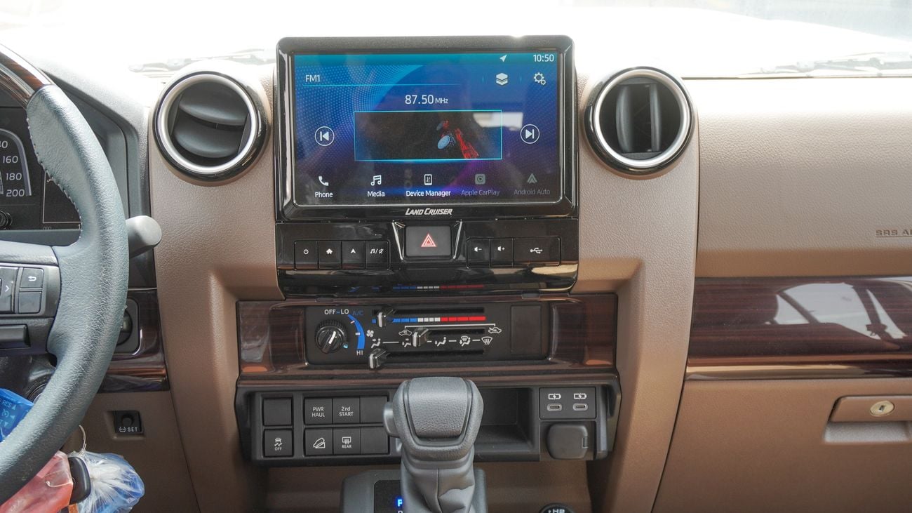 Toyota Land Cruiser 70 LX 4.0L V6 A/T