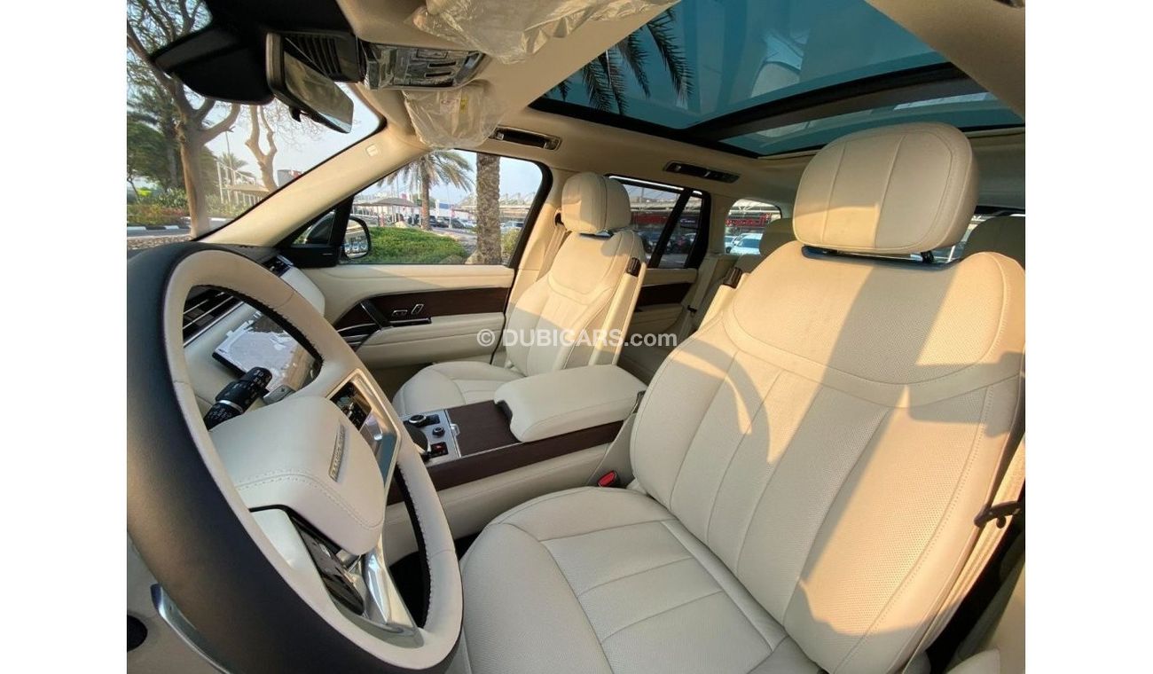Land Rover Range Rover BLUE COLOR**2023**GCC SPEC UNDER WARRANTY AND SERVICE CONTRACT