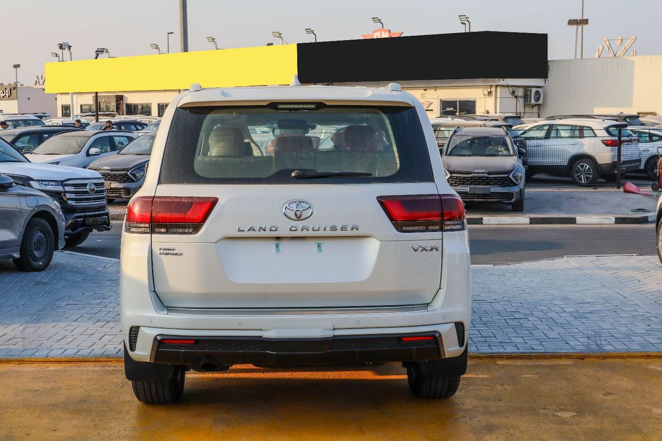 Toyota Land Cruiser 2025 Toyota Land Cruiser VXR 3.5L Twin-Turbo V6 (VJA300) - Full Option Spec Sheet