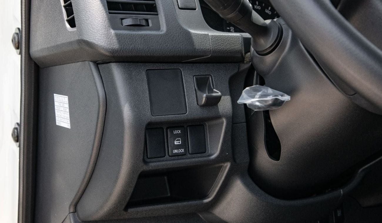 Toyota Hiace High Roof Van-Cargo.2.7L. 3years Warranty. GCC. Local Registration + 10%