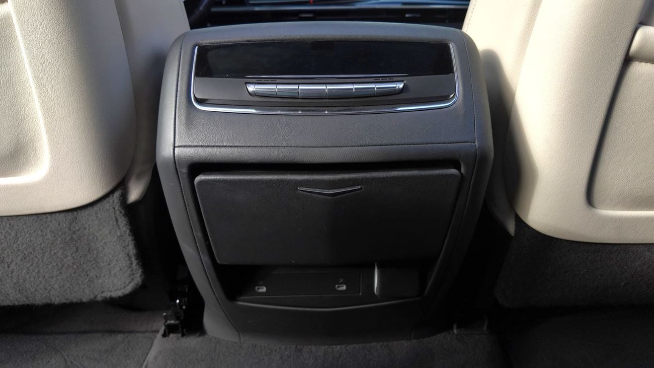 كاديلاك إسكالاد Sport 6.2L 4WD