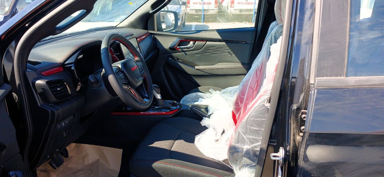 إيسوزو D ماكس 3.0L Crew Cab 4WD LS (A/T)