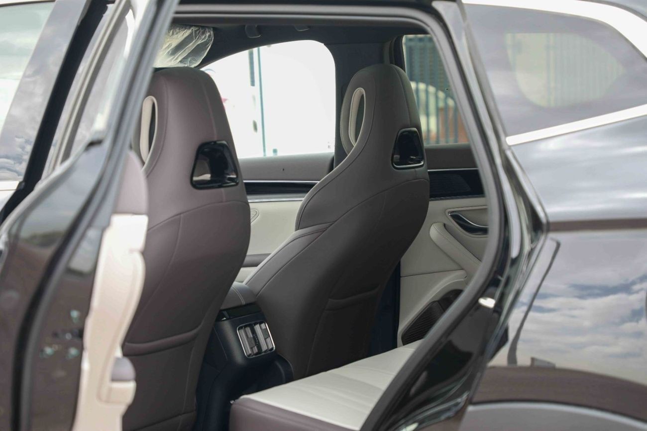 BYD Song Plus 2024 BYD SONG PLUS FLAGSHIP - BLACK inside GREY | Export Only