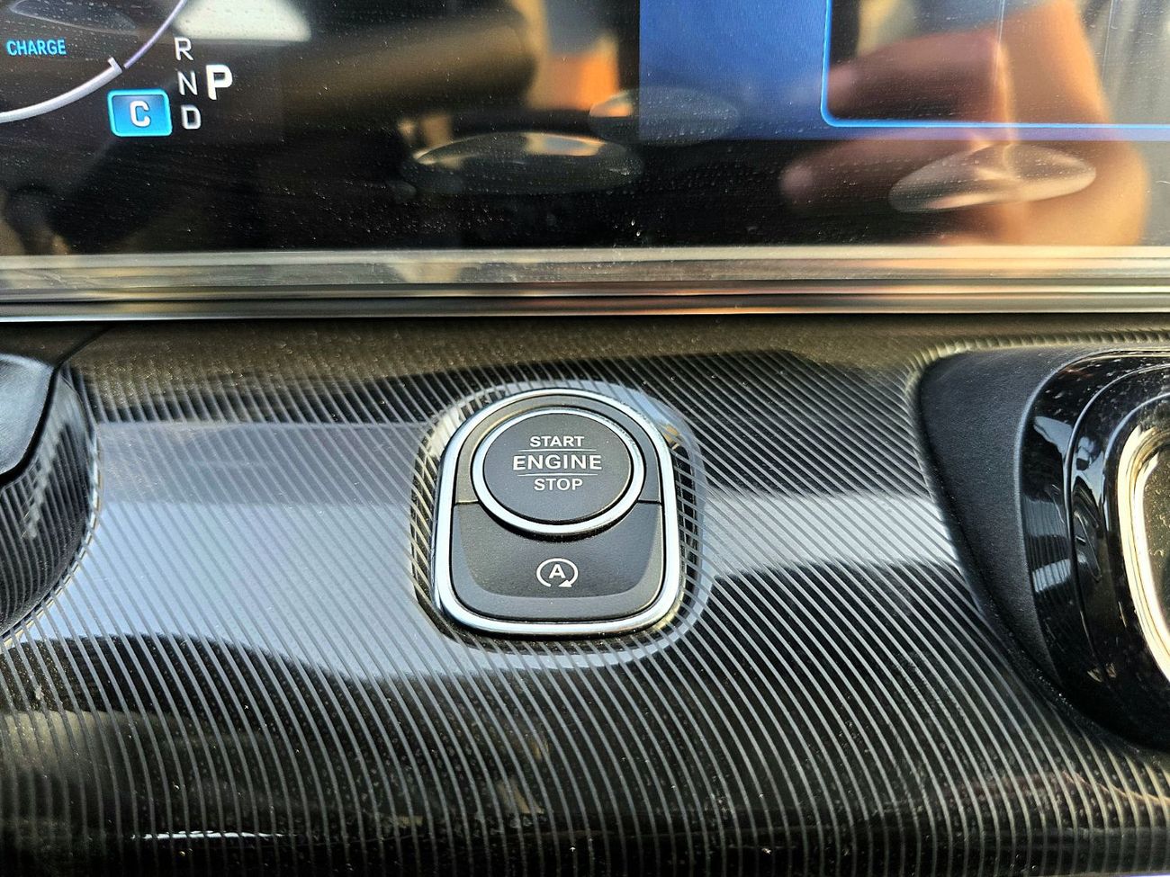 Mercedes-Benz V 300 Mercedes Benz V-Class V300 Style  2.0l Minivan 4*2 5Doors Black Color 2025 Model