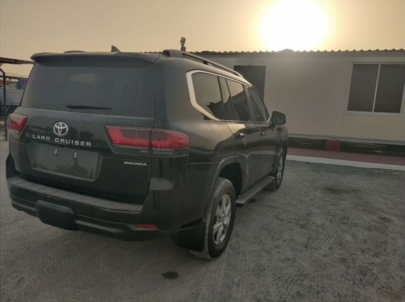 تويوتا لاند كروزر LAND CRUISER RHD SAHARA