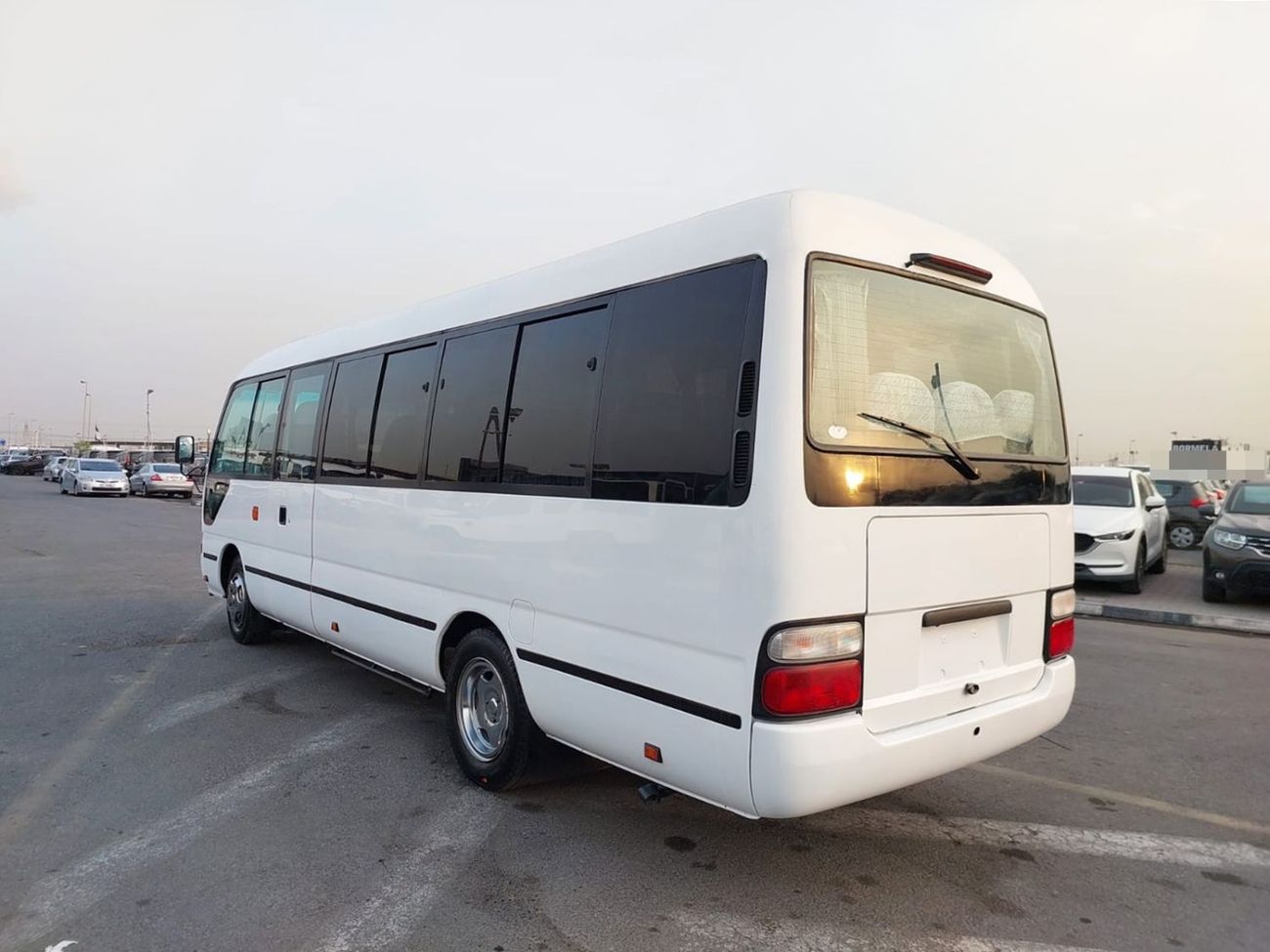 Toyota Coaster TOYOTA COASTER BUS RHD 2013 MODEL 4.0 L DIESEL AUTOMATIC(PM05719)