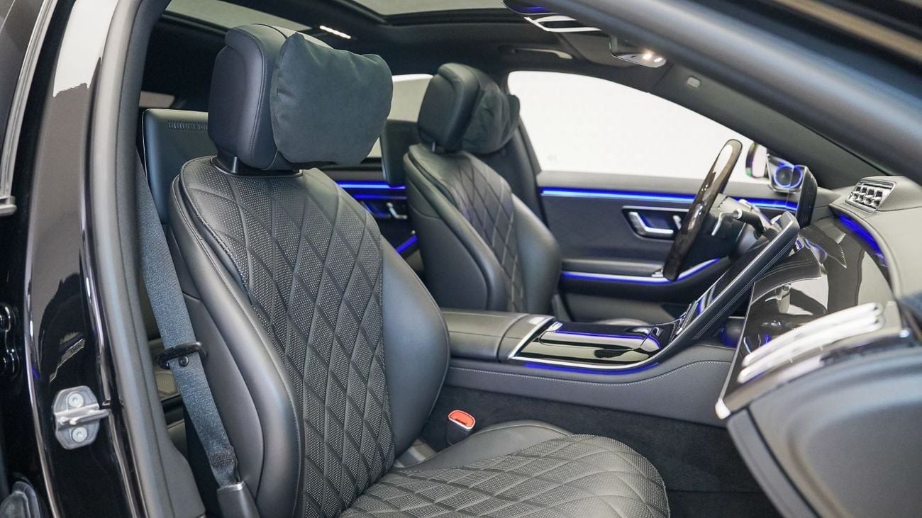 مرسيدس بنز S 500 4MATIC 3.0L UAE's Very Best Example | 2 Years Free Servicing | AED 5,631 Per Month