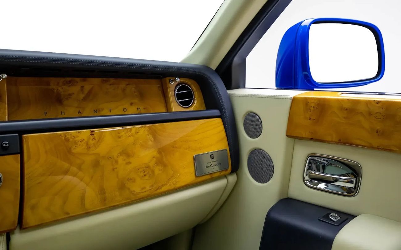 Rolls-Royce Phantom Std 6.8L Sedan ( Full Options With Star Lights ) - GCC Spec