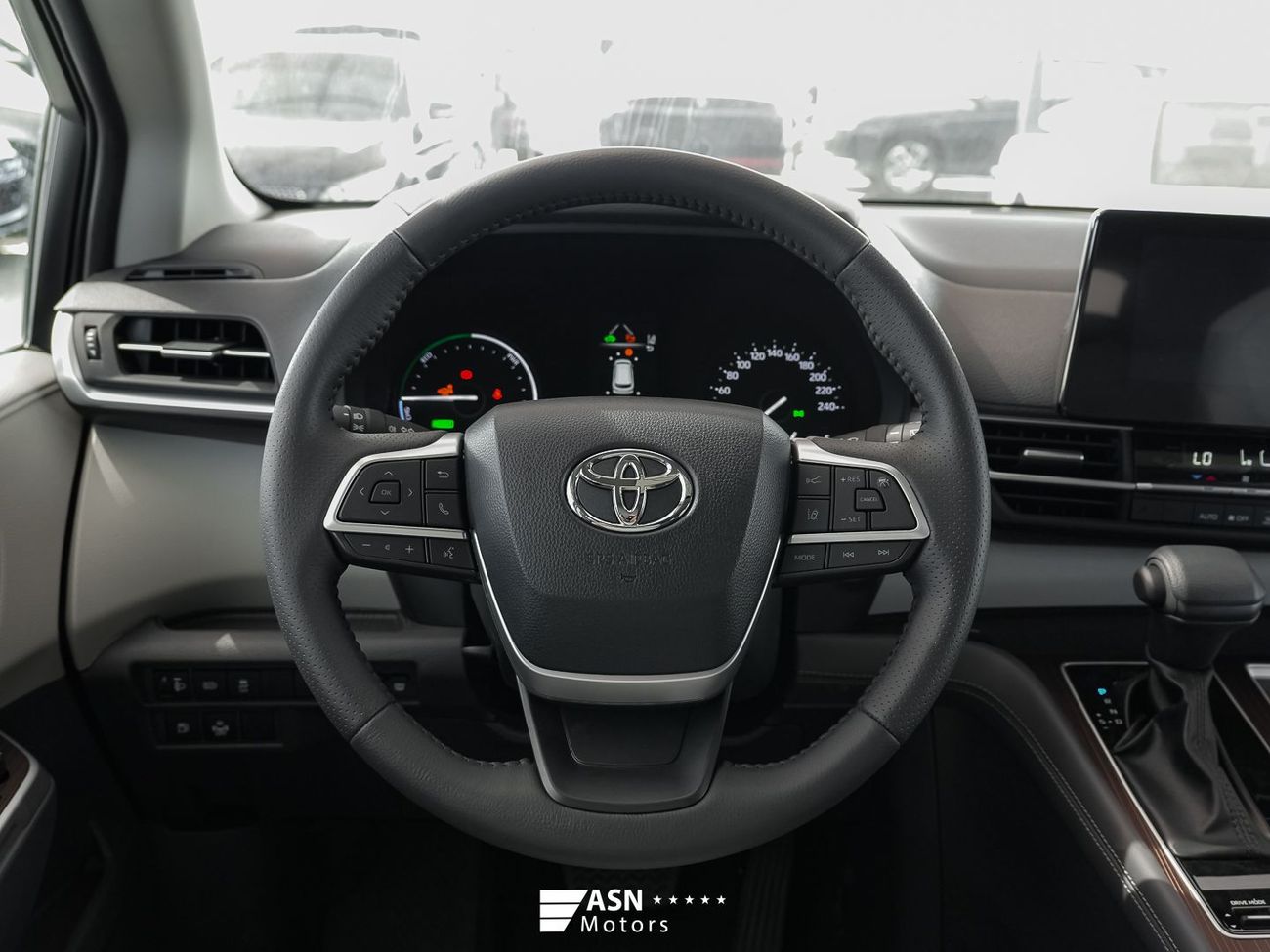 Toyota Sienna 2.5L Dual-Engine 2WD Comfort Edition 2025 (Export Price)