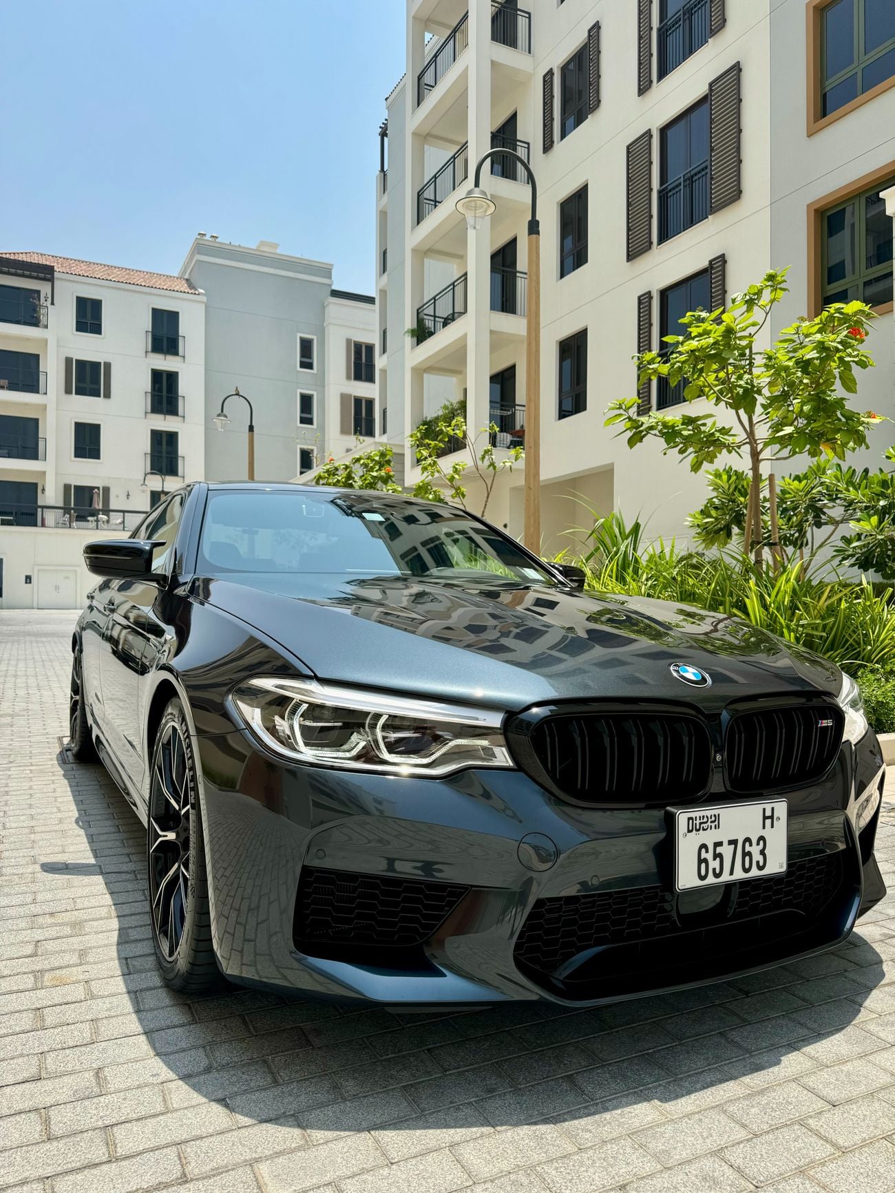 BMW M5 COMPETITION PACK