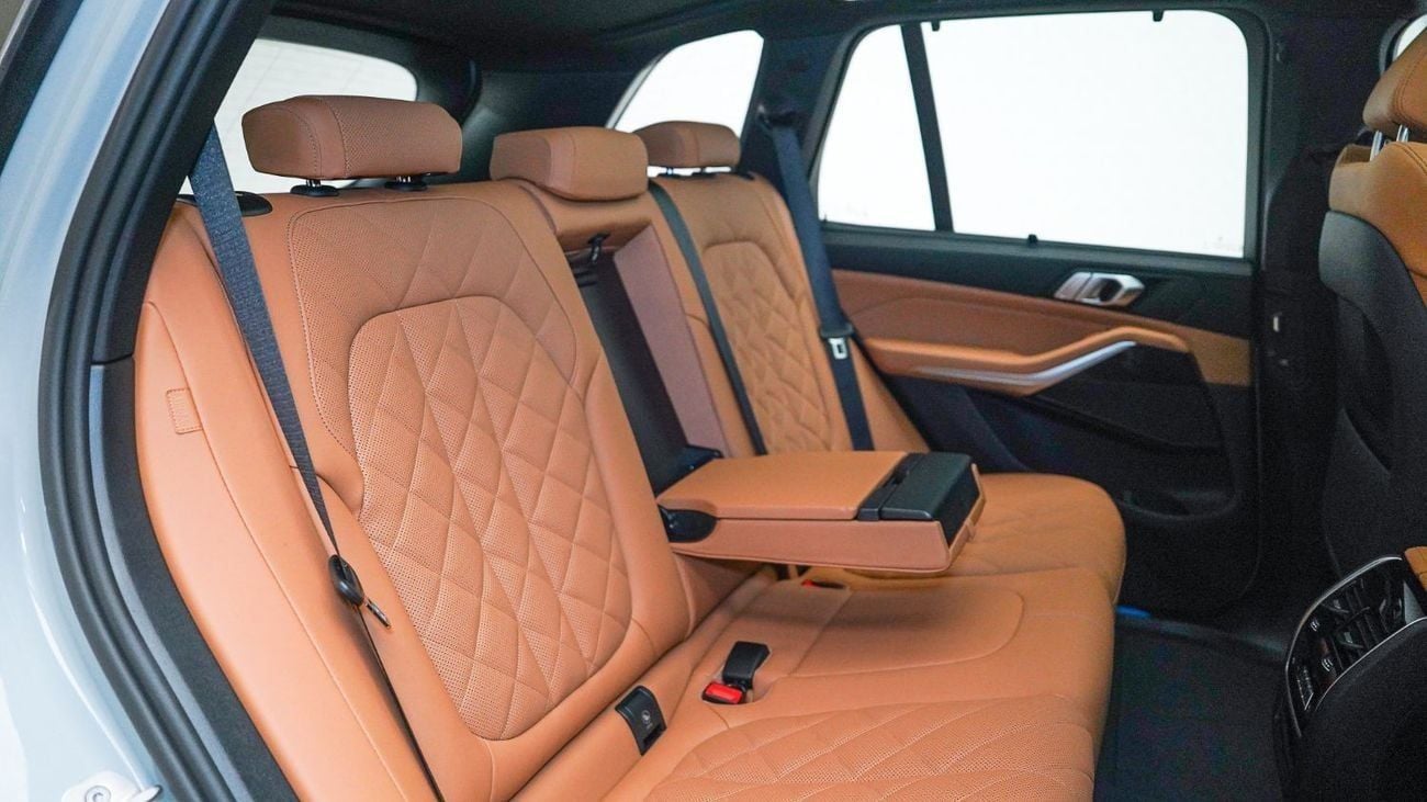 BMW X5 40i M Sport 3.0L | AED 5,412 PM | Warranty July-2027 | GC