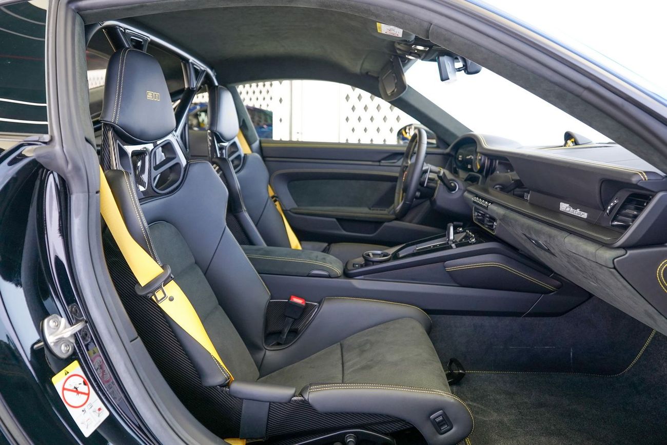 Porsche 911 Dakar 3.0L (475 HP) Coupe