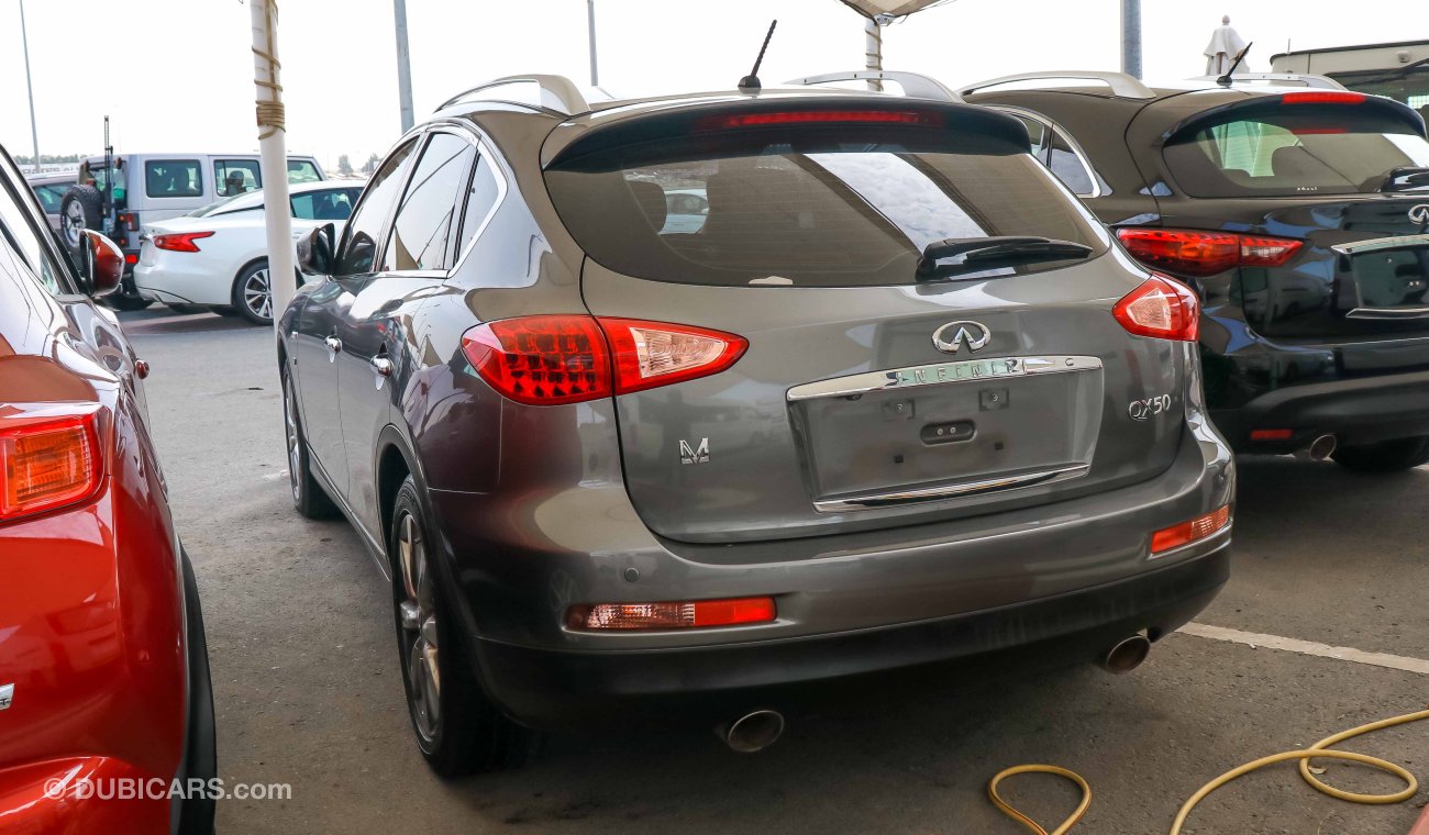 Infiniti QX50