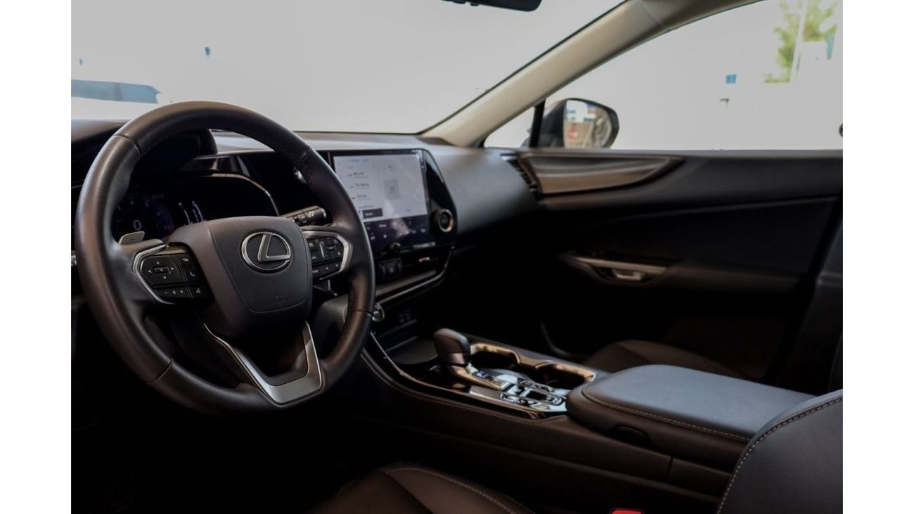 Lexus NX 250 Lexus NX250 2023 (Clean Title) American Spec under Warranty with Flexible Down-Payment/ Flood Free.