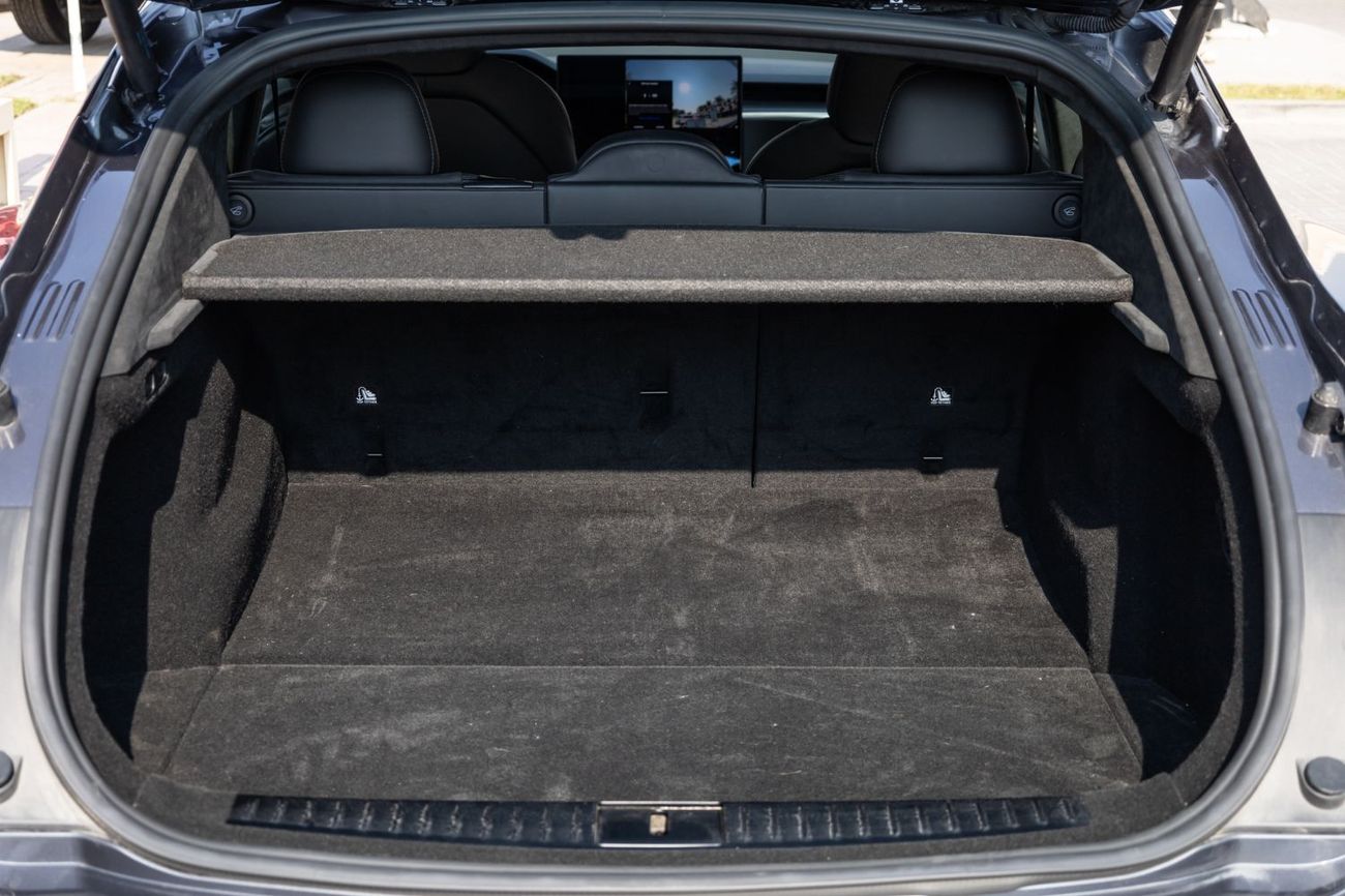 Tesla Model S Plaid (AWD)