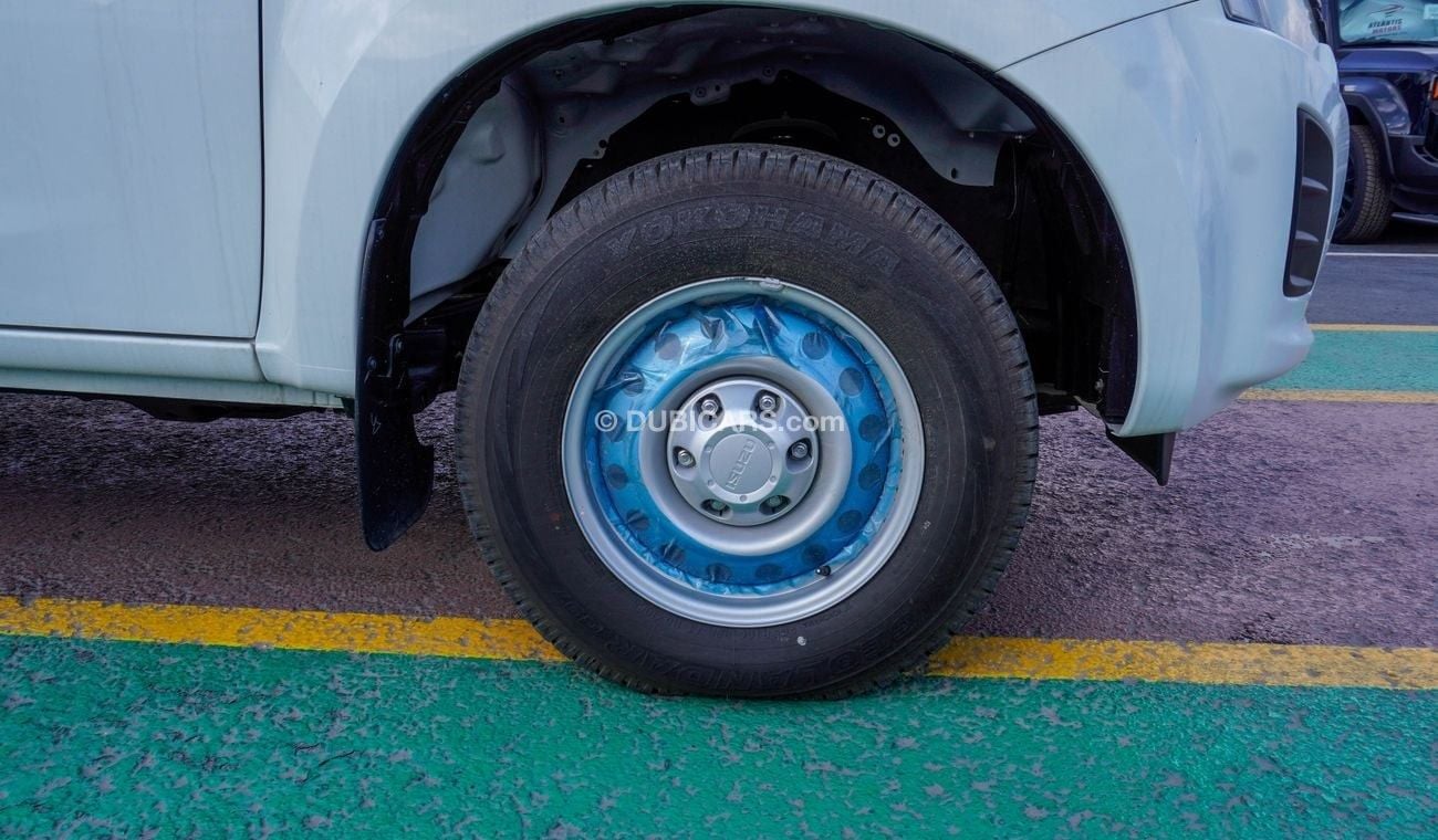 إيسوزو D ماكس