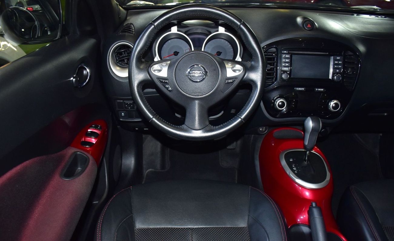 Nissan Juke EXCELLENT DEAL for our Nissan Juke ( 2015 Model ) in Dark Purple Color GCC Specs