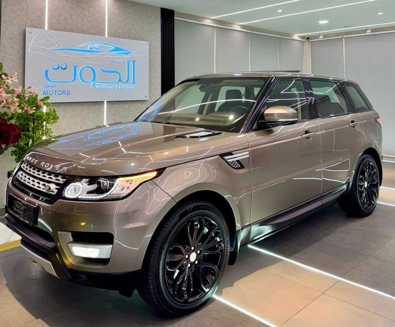 لاند روفر رينج روفر سبورت Supercharged 5.0L SUPERCHARGED RANGE ROVER SPORT || GCC II FULLY LOADED || AUTO FOOTSTEPS || ACCIDEN