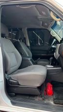 Nissan Patrol Safari GL 4.8L A/T (7 Seater)