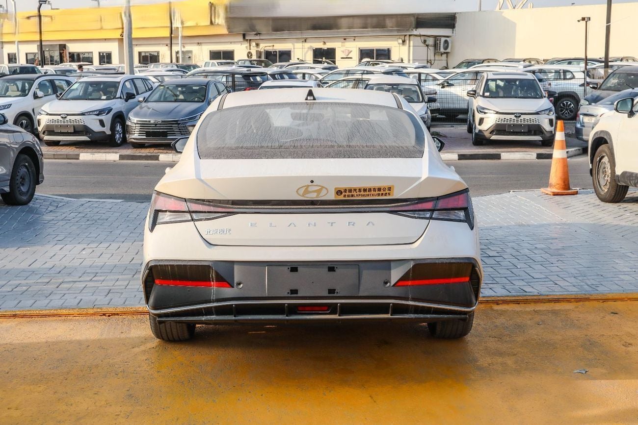 Hyundai Elantra SMART 1.5L Petrol – Automatic – 2025 Model – Chinese Specifications