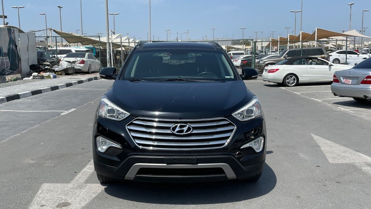 Hyundai Grand Santa Fe GLS Top 3.3L GCC Top 3.3L