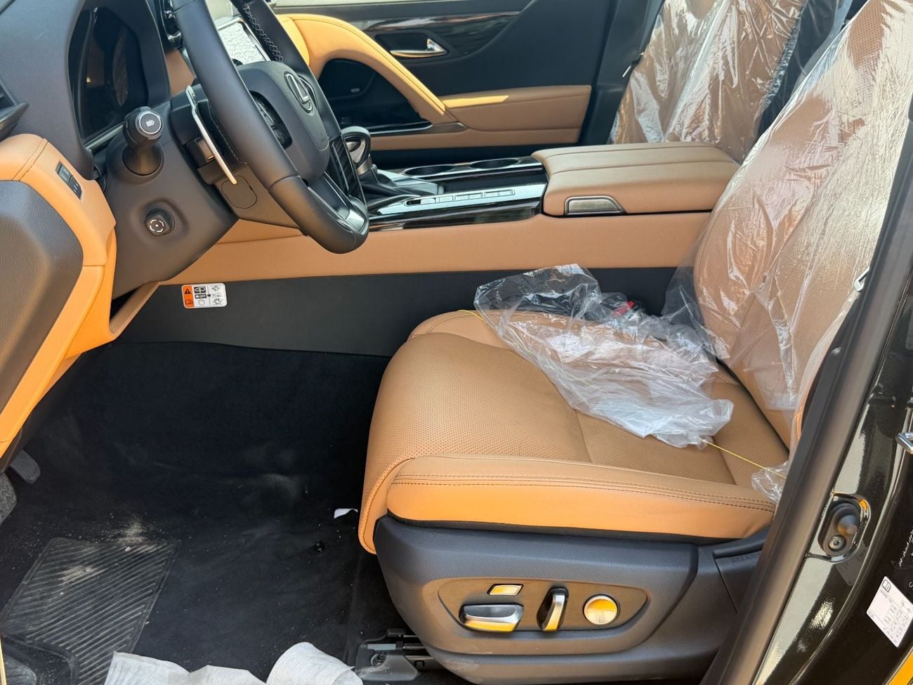 Lexus LX600 SIGNATURE