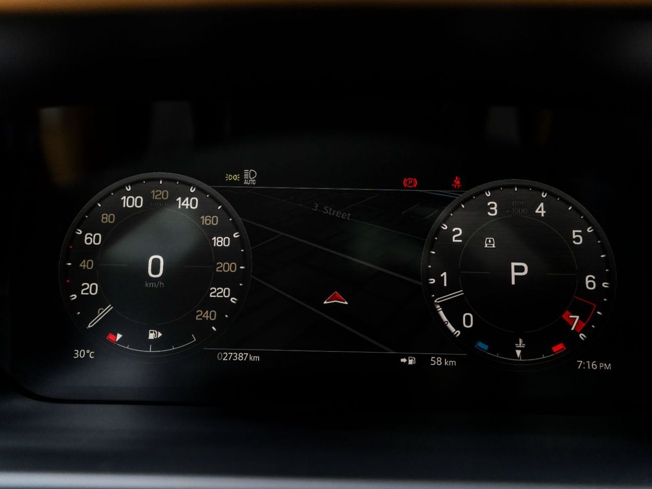 Land Rover Defender 2023 Land Rover Defender 130 P400 HSE, 2028 Warranty + Service History, Low KMs, GCC