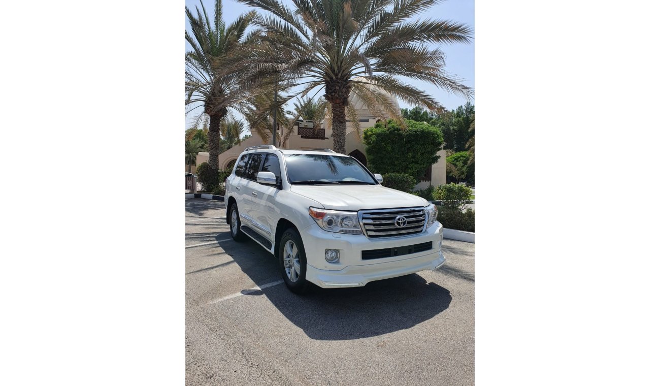 Toyota Land Cruiser Land cruiser GXR 2015 V8 GCC