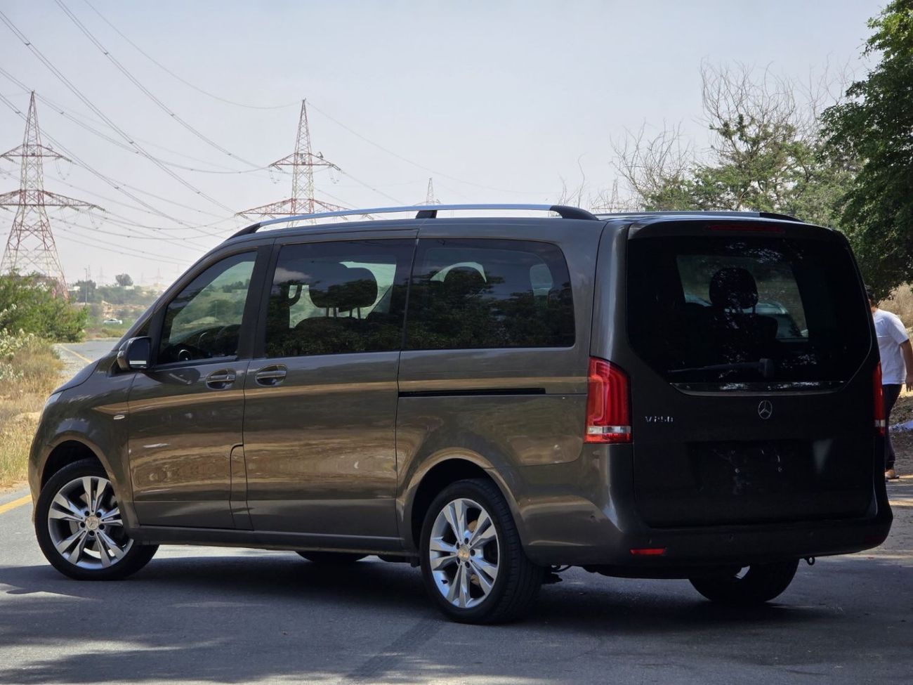 Mercedes-Benz V 250 Std 2.1L MERCEDES V-250 2017 GCC FULL OPITION // PERFECT CONDITION