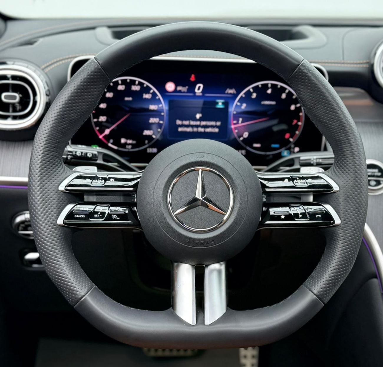 Mercedes Benz GLC200 4MATIC HIGH 2025 Mercedes Benz GLC200 Premium Plus, 5 Years MB Warranty, Very Low Km, Fully Loaded,