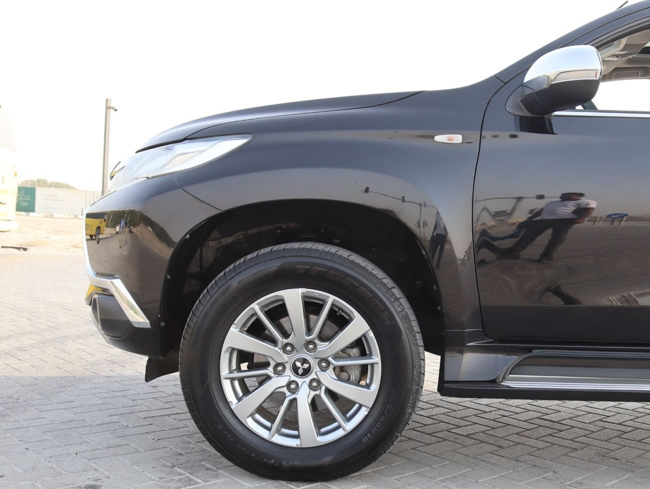 Mitsubishi Montero Sport A 2019 Mitsubishi Montero Sport Gulf model in excellent condition with no accidents, mileage of 112,