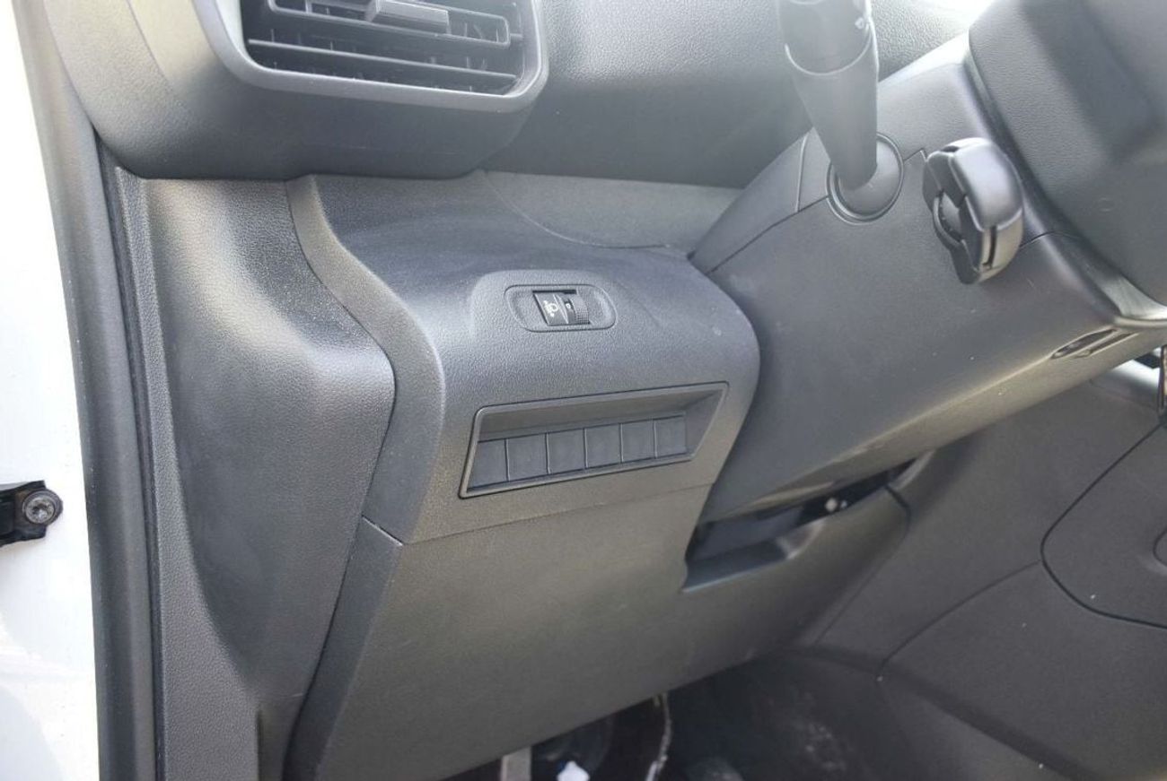 Peugeot Partner PARTNER VAN 1.6L M/T WITH CRUISE CONTROL