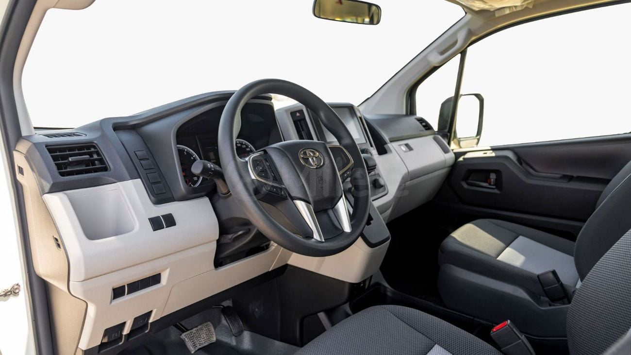 Toyota Hiace GL