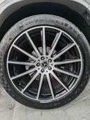 Mercedes-Benz GLS 400