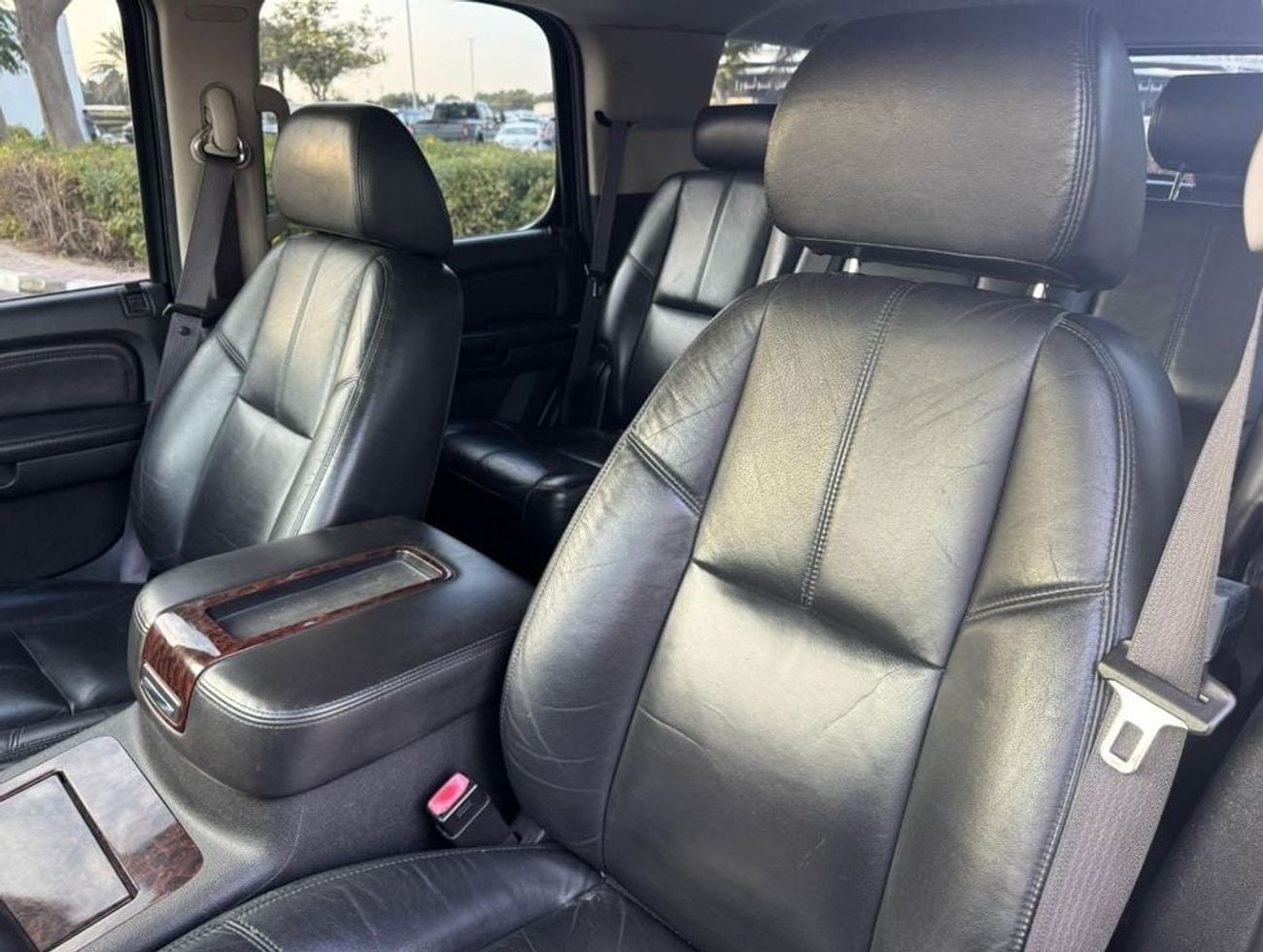 GMC Yukon GCC SPEC NEAT AND CLEAN