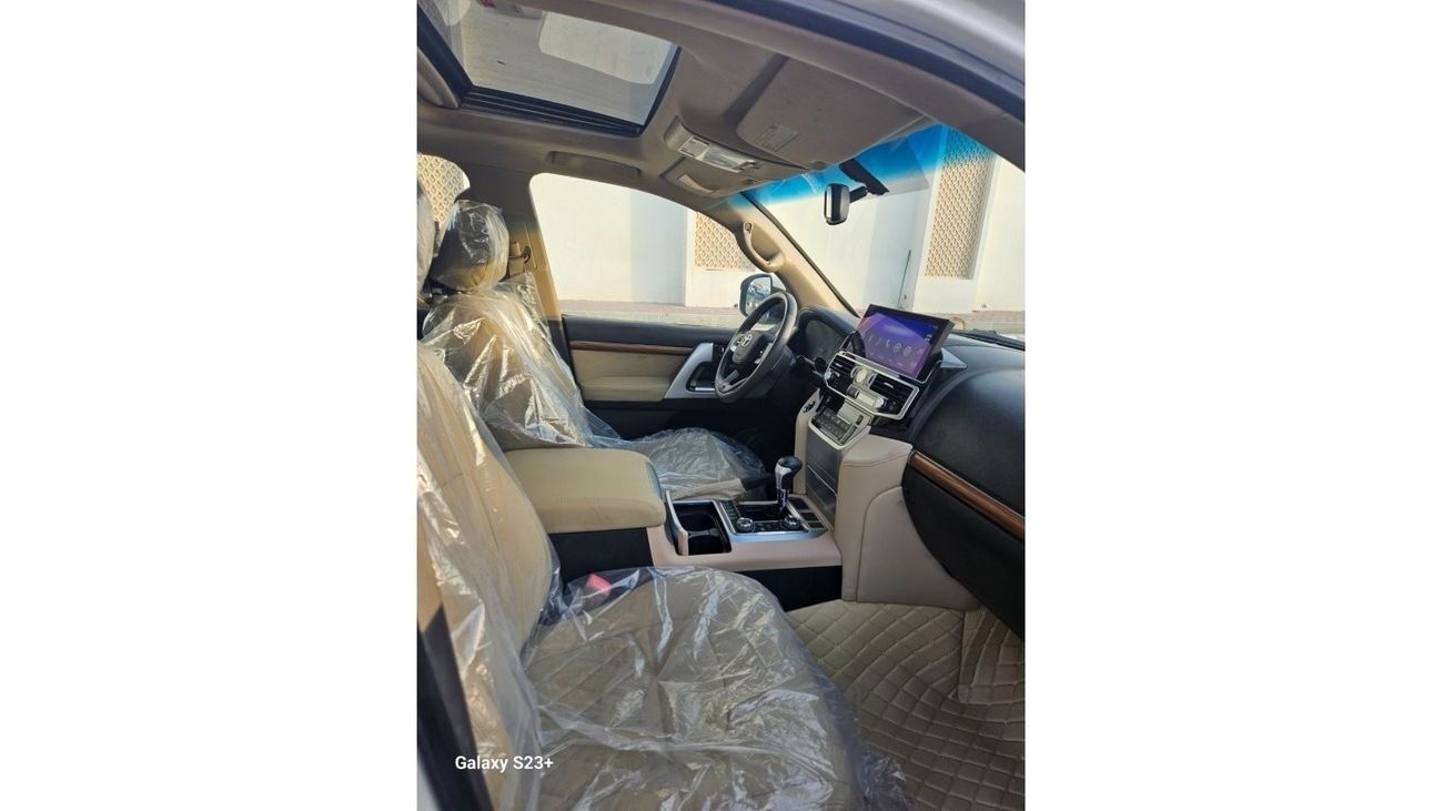 Toyota Land Cruiser 2010 v8 change 2023