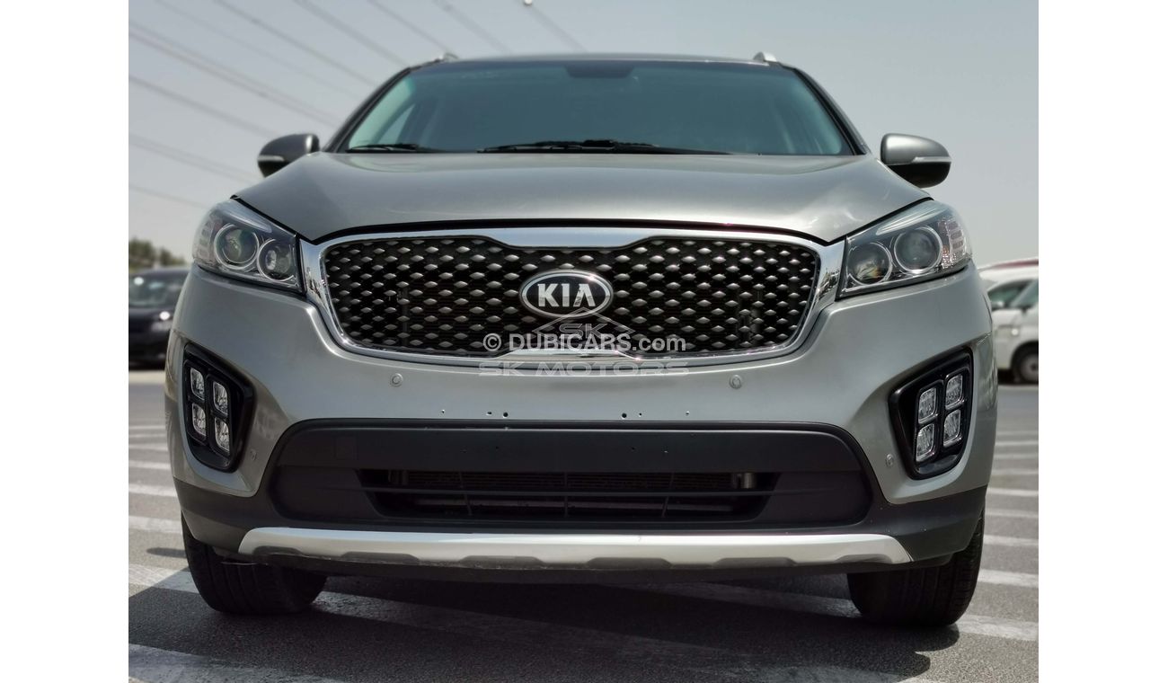 Kia Sorento 3.3L, 18" Rims, Front Power Seat, DVD, Rear Camera, Leather Seats, Rear A/C, Drive Mode (LOT # 779)