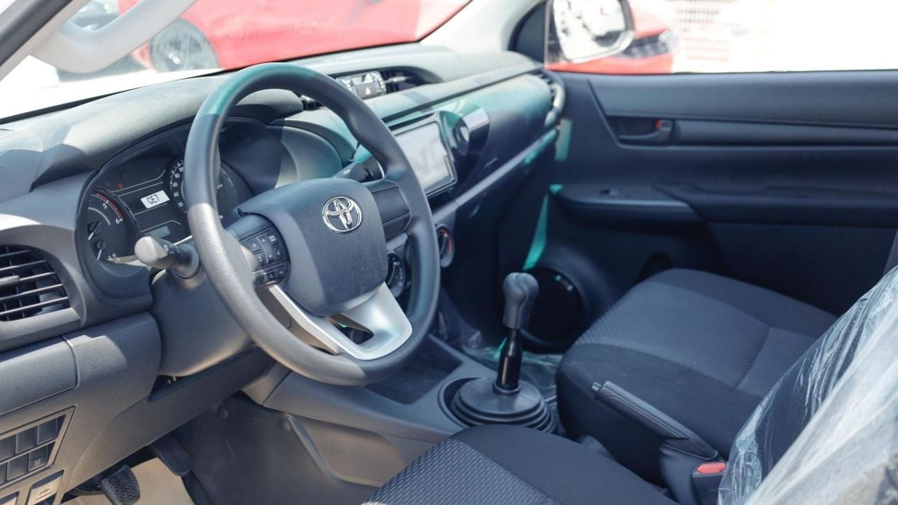 Toyota Hilux GLX 2.4L Single Cab Utility