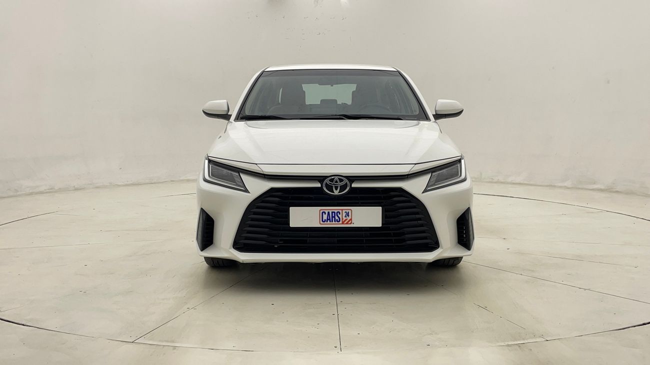 تويوتا يارس E 1.5 | بدون دفعة مقدمة | اختبار القيادة في المنزل