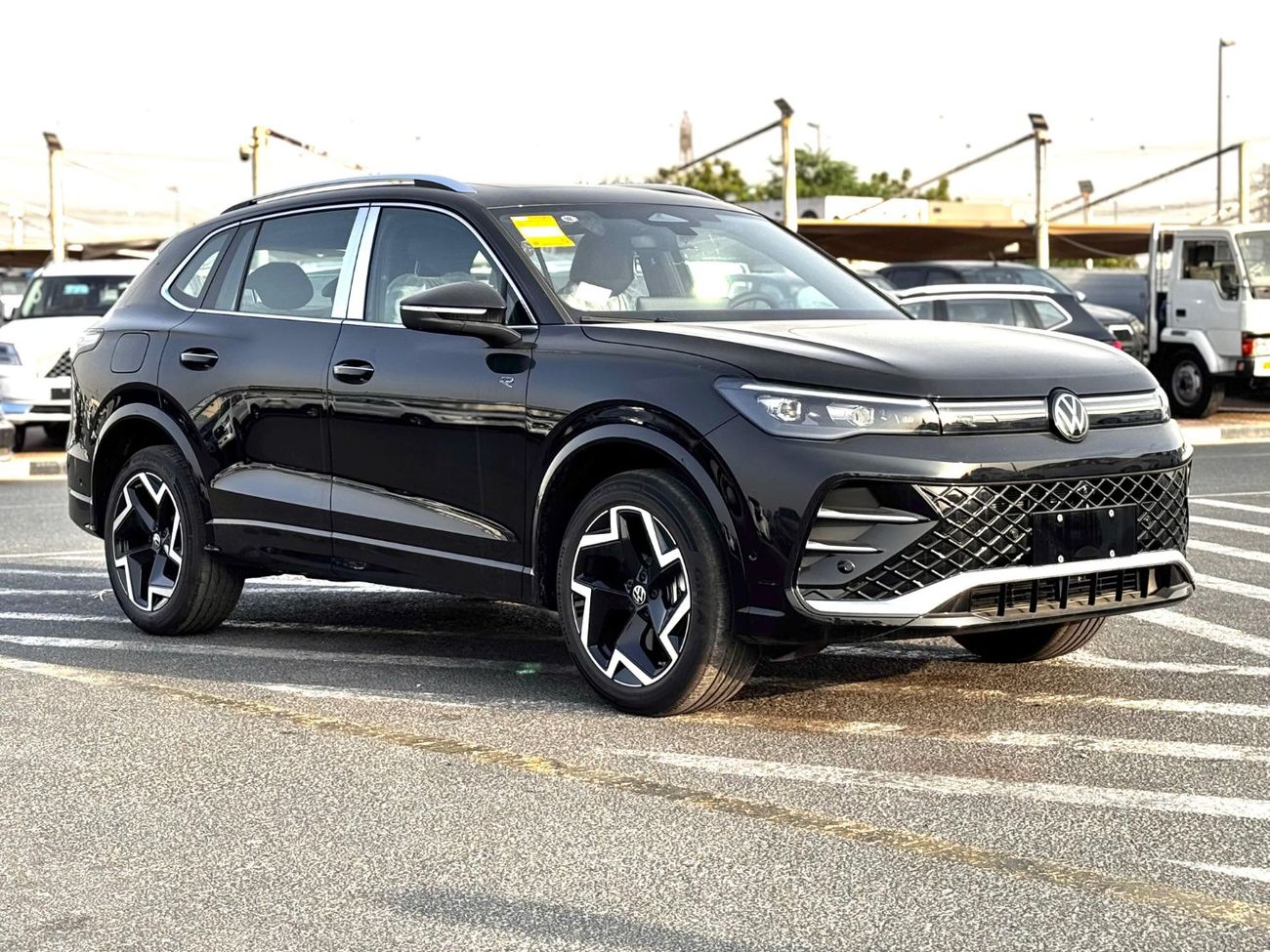 فولكس واجن تيجوان Volks wagen Tigwan R line  2.0 L. Model.  2025