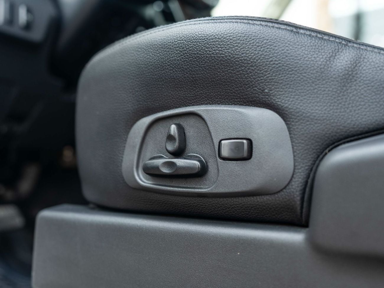 Mitsubishi Pajero GLS 3.8L