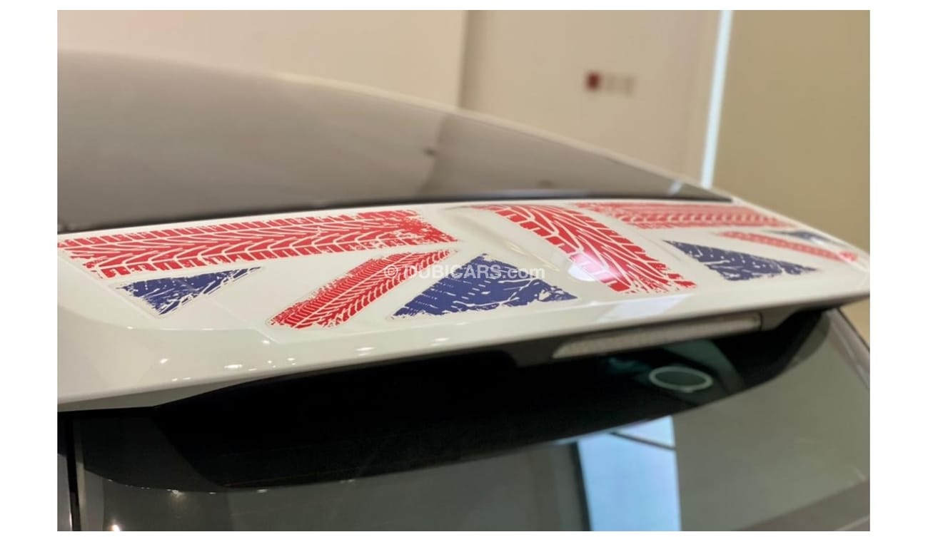 Land Rover Range Rover Evoque 2015 Range Rover Evoque Dynamic Union Jack Edition, Service History, Warranty, GCC