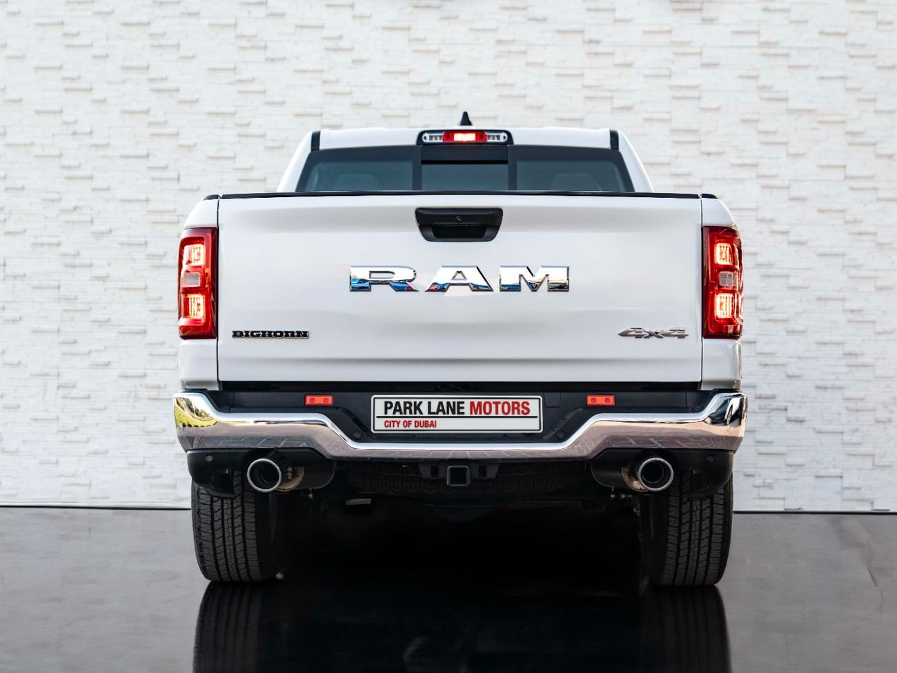 رام 1500 Bighorn Crew Cab 5.7L