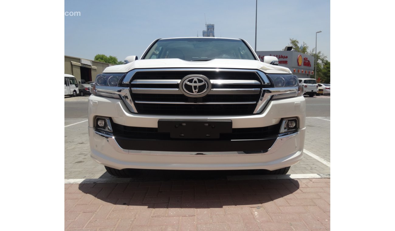 تويوتا لاند كروزر TOYOTA LAND CRUISER GRAND TOURING 4.0L V6 2019