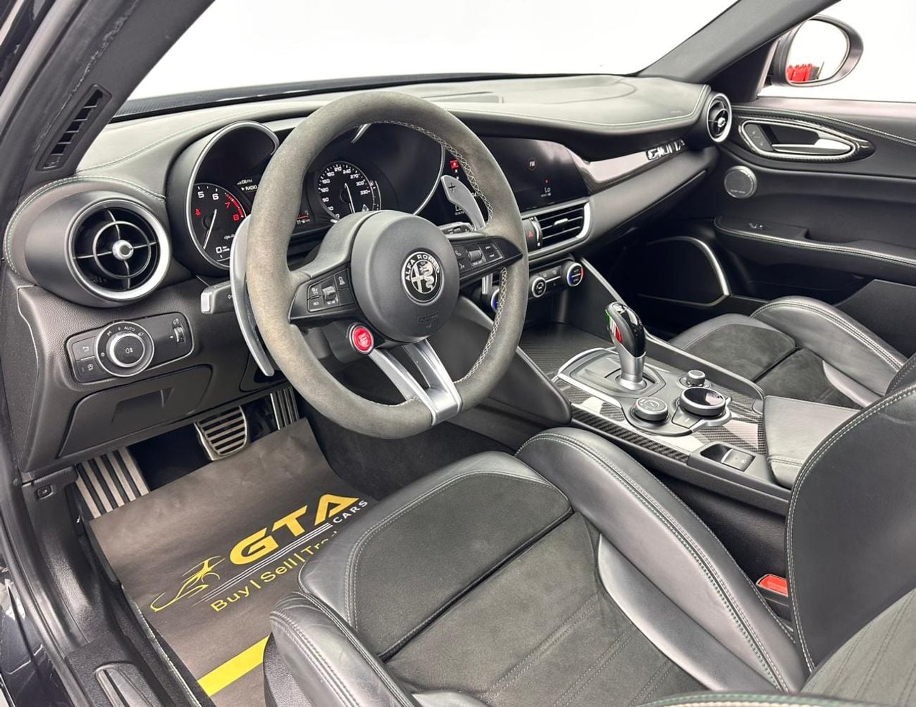 ألفا روميو جوليا 2018 Alfa Romeo Giulia Quadrifoglio, 1 Year Warranty Unlimited Km, Alfa Romeo Full Service History, 