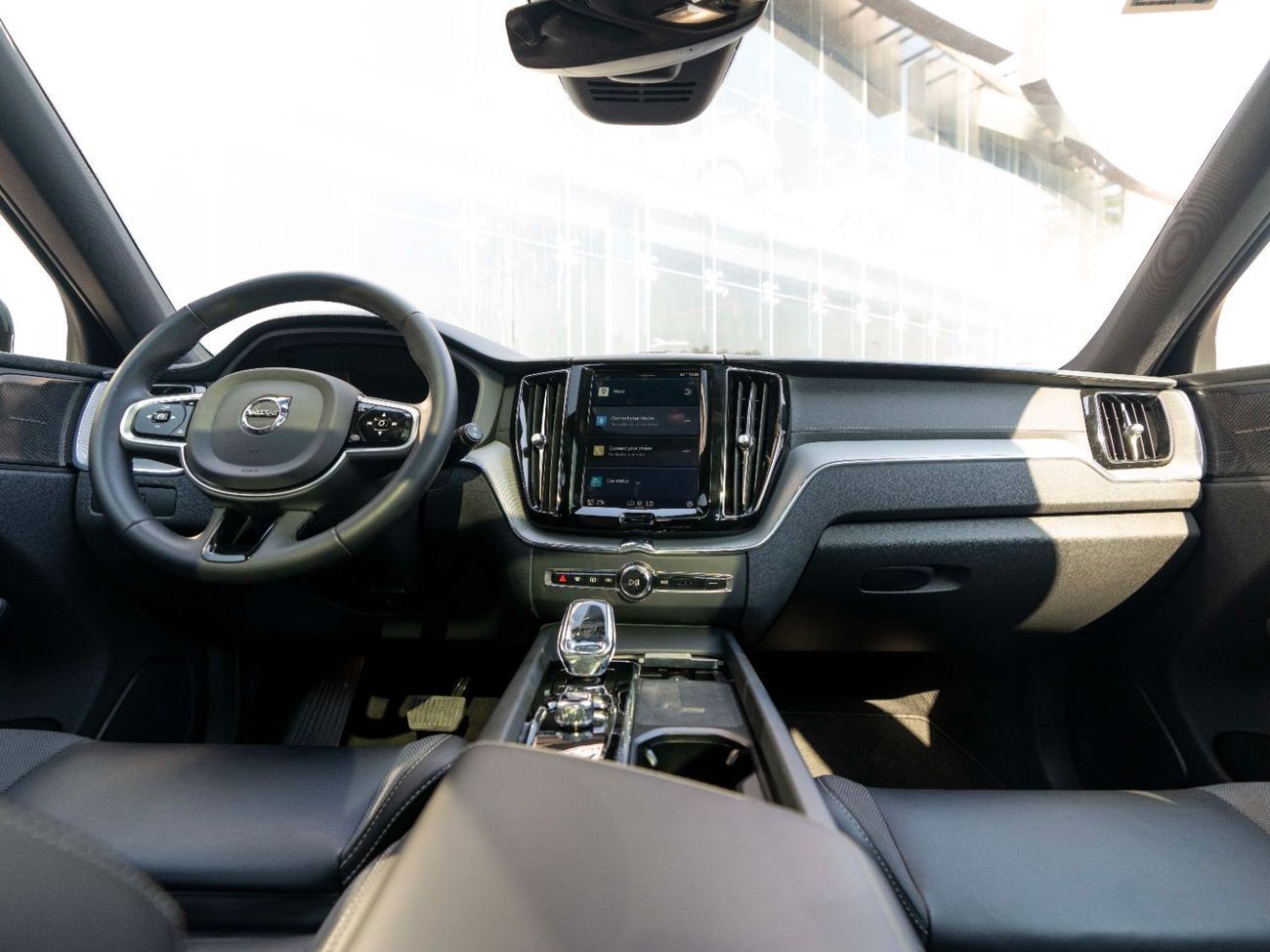 فولفو XC 60 B5 ULTIMATE DARK