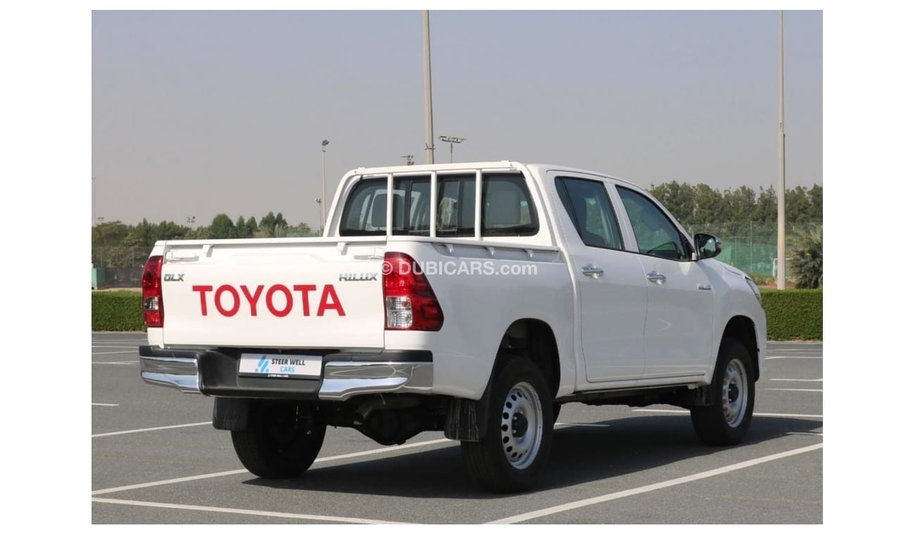 Toyota Hilux 2022 | DLX BASIC DIESEL MT 4X4 - BLACK INTERIOR AND FABRIC SEATS WITH GCC SPECS - EXPORT ONL