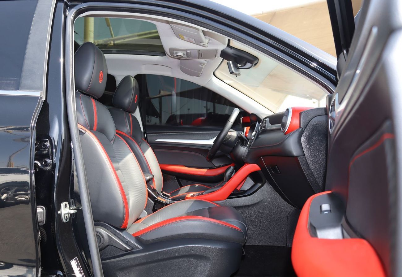 أم جي ZS MG ZS 2023 Full option - GCC- In excellent condition -Engine 1.5L - KM 86000 - PRICE 45000 AED