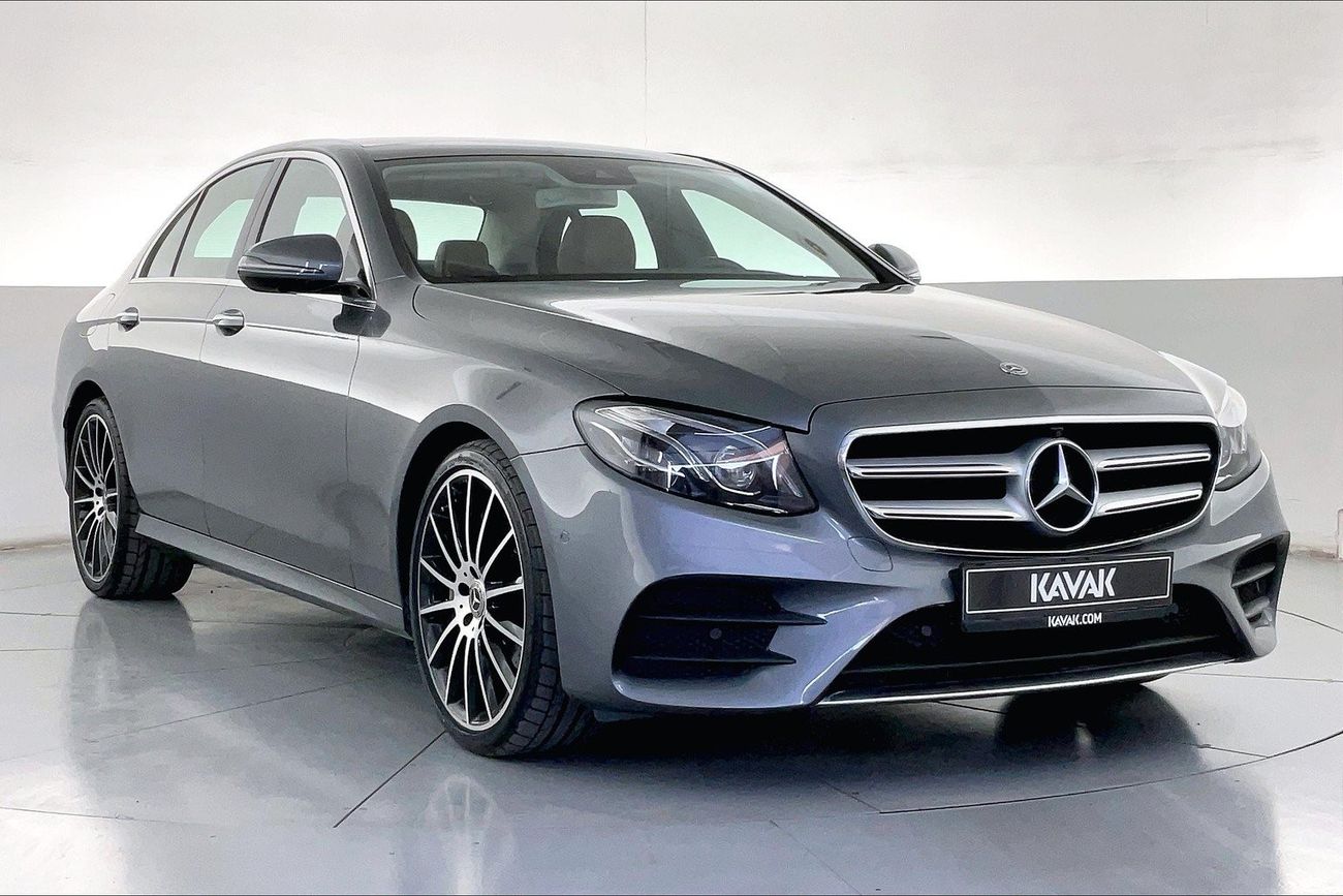 مرسيدس بنز E300 Premium (AMG Line) | ضمان مجاني لمدة عام | 0 دفعة أولى
